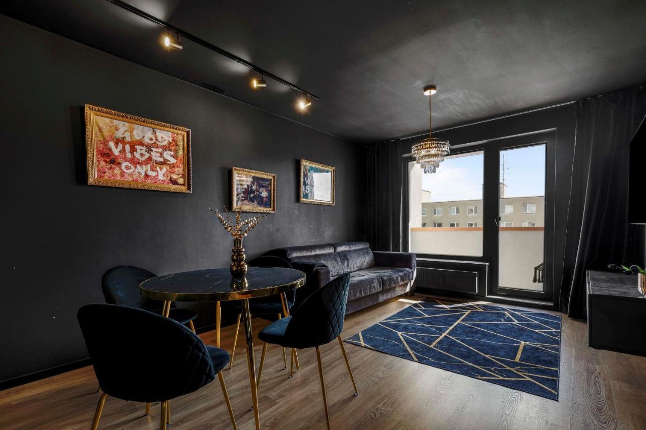 Appartamento Lam Black - Ac - Balcony Bratislava Esterno foto