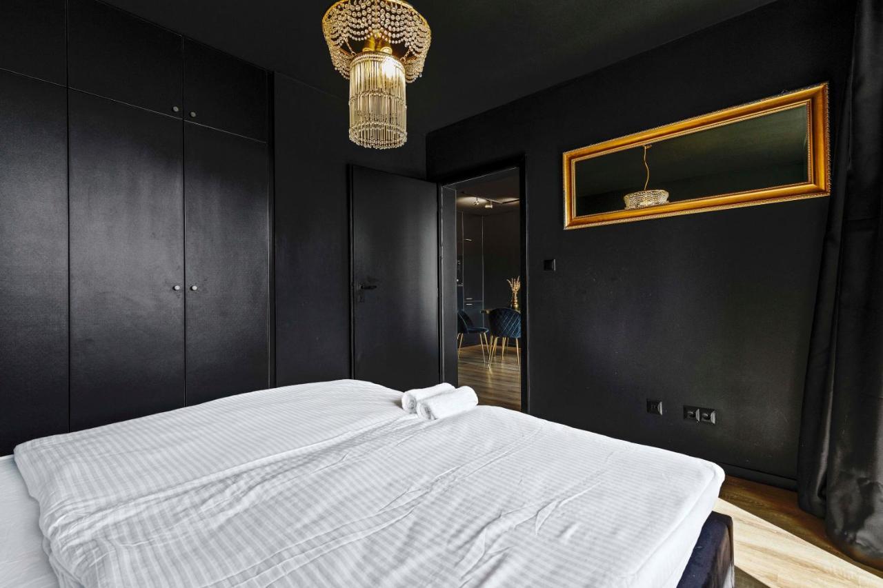 Appartamento Lam Black - Ac - Balcony Bratislava Esterno foto