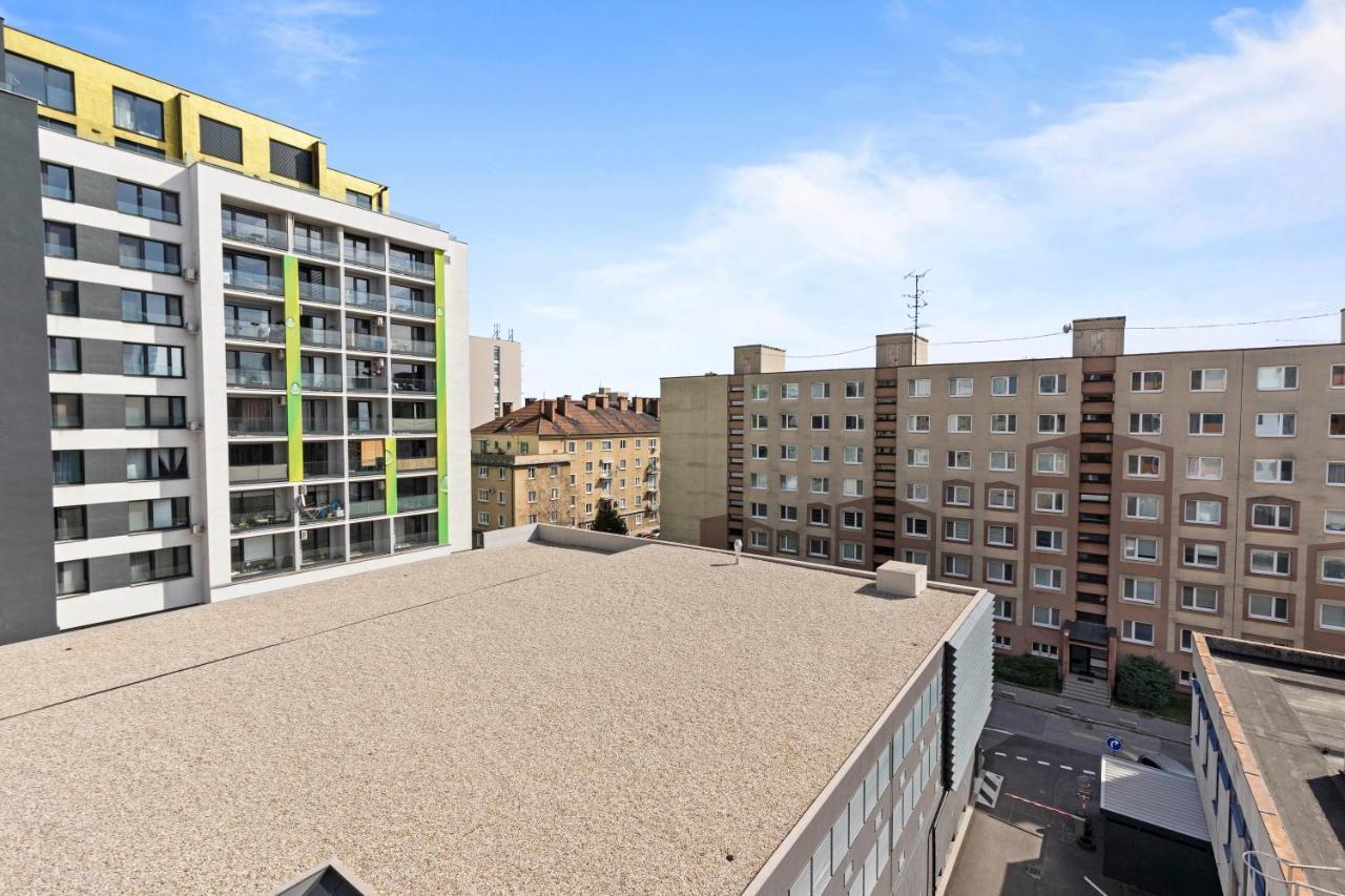 Appartamento Lam Black - Ac - Balcony Bratislava Esterno foto